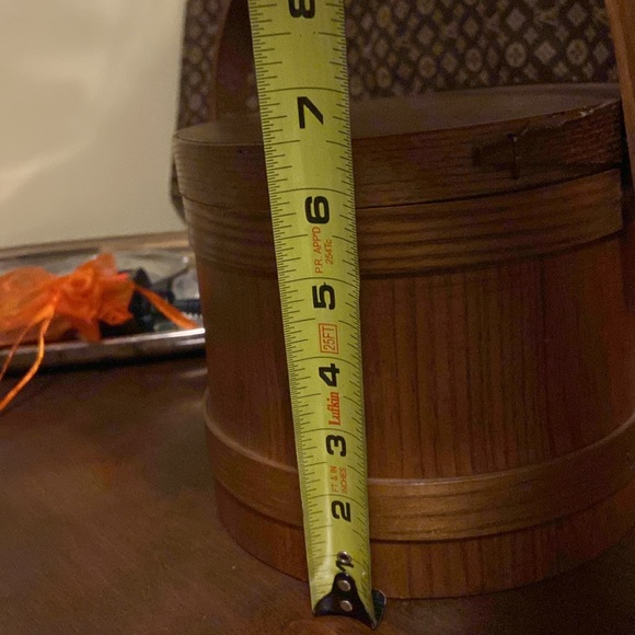 Vintage wood barrel ice bucket with cover - Picture 14 of 16